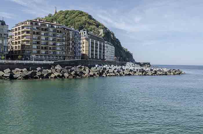 Guipúzcoa - San Sebastián 087 - rio Urumea.jpg